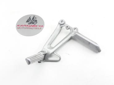 Honda CBR 600 F PC35 Soziusfußraste links