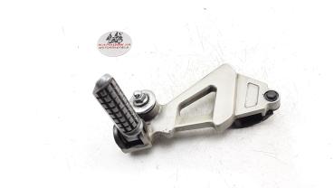 Kawasaki ZZR 1100 ZXT10D Bj.95 Fussraste hinten Links