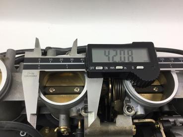 Kawasaki Suzuki Yamaha Honda unbekannt Vergaser Vergaserbatterie Carburetor Mikuni