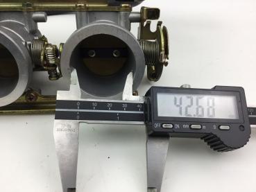 Kawasaki Suzuki Yamaha Honda unbekannt Vergaser Vergaserbatterie Carburetor Mikuni