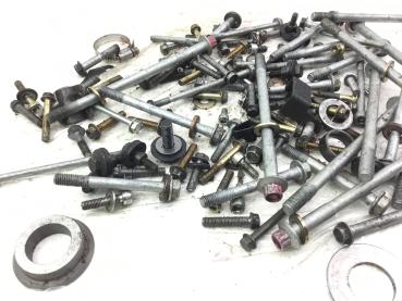 Kawasaki ZX6R ZX636 C 05-06 Motorschrauben Schrauben Rest