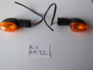 YAMAHA R1 RN 22 Bilinker NEU