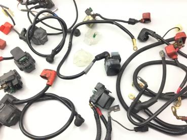 Suzuki, Honda, Kawasaki ,Yamaha Motorrad Anlasser Magnetschalter Relais konvolut