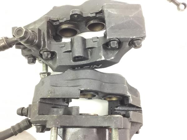  Honda CBR 900 RR Fireblade SC33 Bremssattel Bremszange vorne