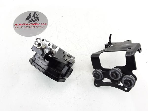 Honda CBR1000RR SC59 Bj.08-12 ABS Druckmodulator Steuerventil