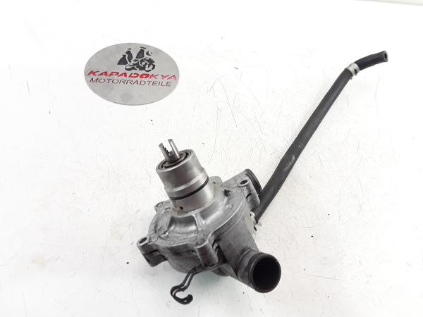 Suzuki GSXR 1000 K1 K2 Motor Wasserpumpe Pumpe