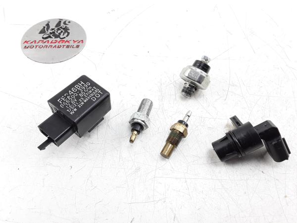 Yamaha YZF-R6 RJ05 Bj.03-04 Relais Restteile Öl Sensor