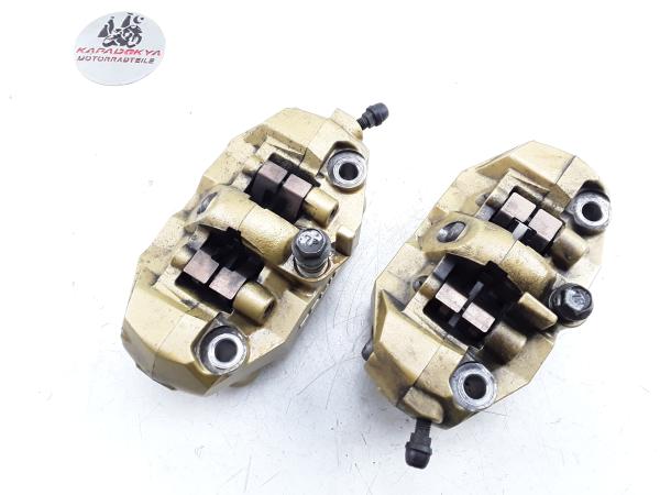 Suzuki GSXR 1000 K3 K4 Bj.04 Bremssattel vorn rechts & links