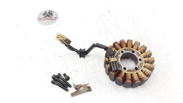 Suzuki GSXR 1000 K1 K2 Bj.02 Lichtmaschine Generator Lima
