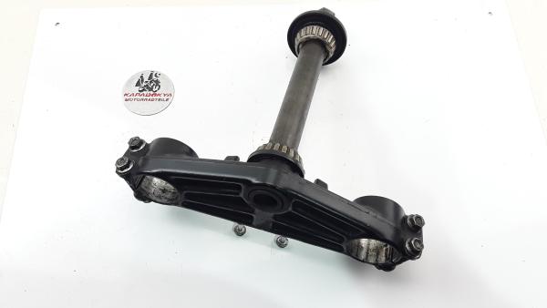 Kawasaki ZZR 1100 C ZXT10C Bj.90 - 92  Gabelbrücke unten