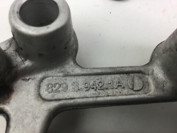 Ducati 848,1098,1198 Halterung Bremse Rücklicht Bremslichtschalter 82939421a