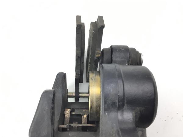 Triumph Daytona 955i T595N Bremspumpe Bremssattel Bremszange hinten