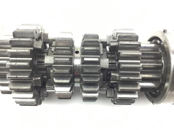 Suzuki GSX-R 750 K6 K7 WVCF Getriebewelle klein Getriebe