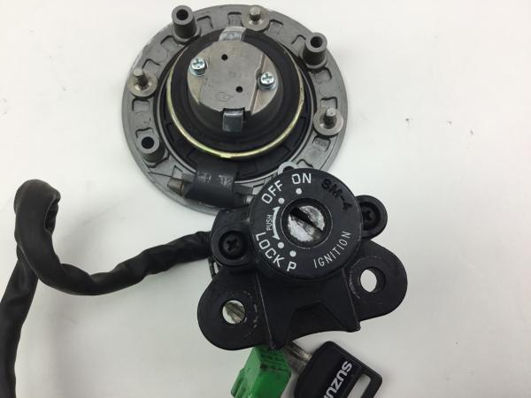 Suzuki GSXR 750 W 92-95 (GR7BB) Zündschloss Tankschloss Schlosssatz