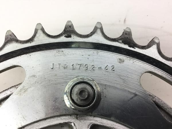 Suzuki GSX R 600 750 K1,2,3 Kettenradträger Kettenrad 42Z