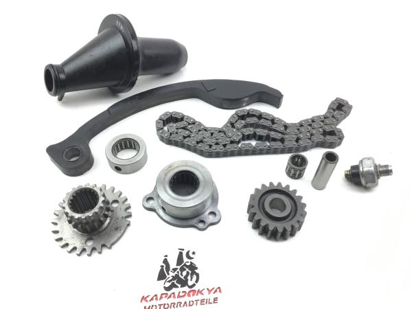 Suzuki GSXR 750 K6 K7 Motor Restteile Konvolut