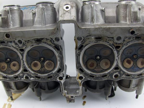 Honda CBR 600F PC19 PC23 Zylinderkopf