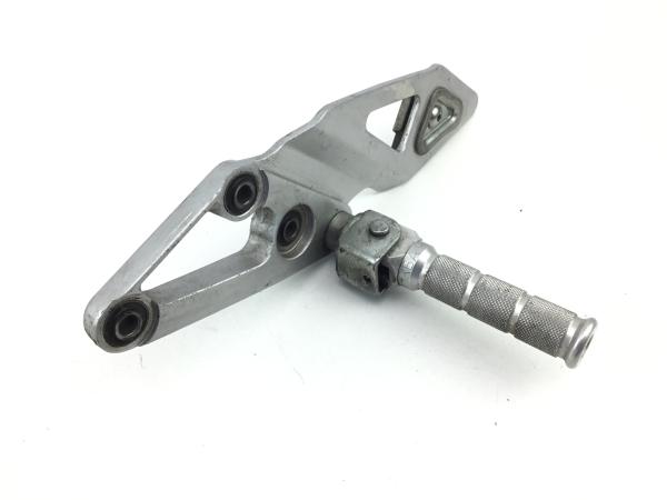 SUZUKI GSXR 1100 W Fussraste vorne links