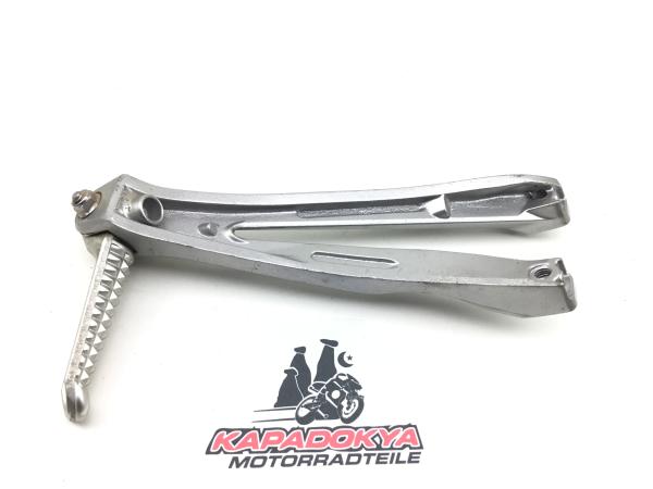 Yamaha R1 RN19 Bj 07 Fußraste hinten rechts