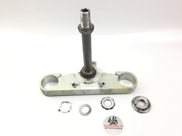 Honda VTX 1800 SC46 VTX 1800C Vordergabel Gabelbrücke unten original