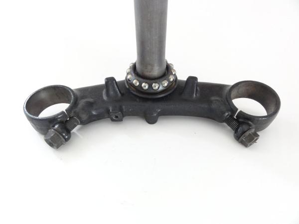 Honda CBR 400 Gabelbrücke Gabel unten