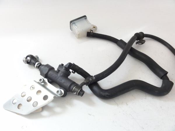 Honda CBR 600 BJ 06 Bremssattel Bremszange Bremszylinder Bremspumpe hinten